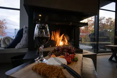 Image de Expérience Om du Massif: ski, spa, sauna, piscineVue imprenable sur le fleuve