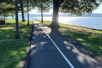 Image de 400 Yards To Boat Ramp, Boating Family Fun