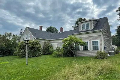 Image de Classic coastal Maine farmhouse ideal for all your Mdi & Acadia adventures!