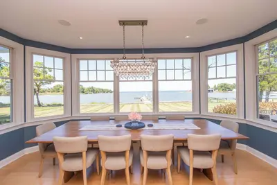 Image de Waterfront Home w\/ Stunning Views, Deepwater Dock, Pool, HotTub, Kayaks & More