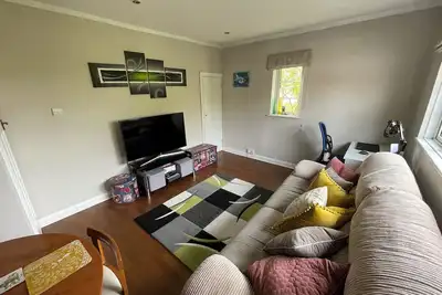 Image de Well presented 1 bedroom apartment with parking