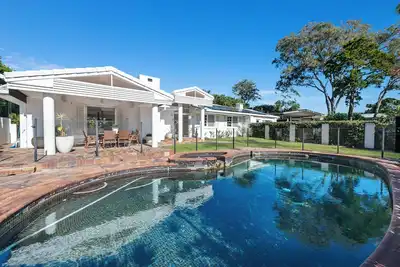 Image de Southport Poolside Paradise