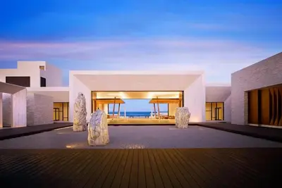 Image de 2050 sqft suite w/fully equipped kitchen & private pool @ luxurious Nobu Resort