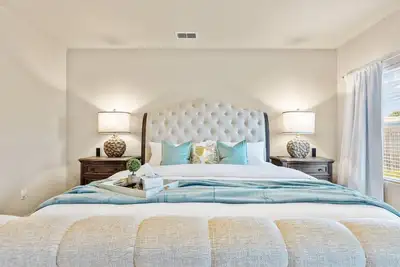 Image de Charming 4 bedroom home w/ massage chair!