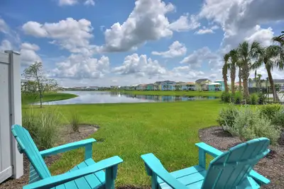 Surfstyle Cottage Overlooking Lake 3 Bedrooms