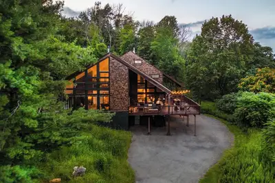 Image de Mountain View Retreat w/ Hot Tub, Theater, and Gym
