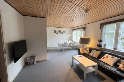 Image de The Yellow House, 3br