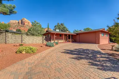 Image de Spectacular House with 2 Private Master Suites in Sedona's High End Neighborhood