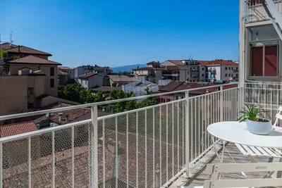 Image de Verona Central Apartment with Balconies!