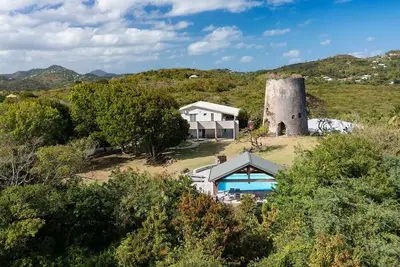 Image de Villa avec piscine 9 personnes proximité plages