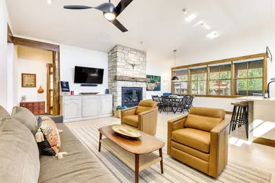 Image de Mountain Views: Luxurious Grand Lake Escape!