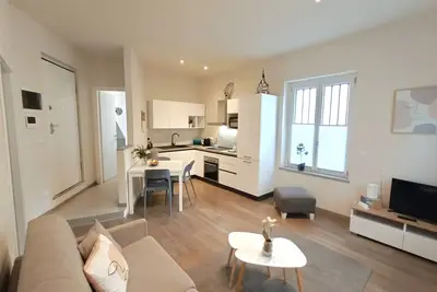 Image de Cozy and newly renovated vacation apartment in the center of Bra