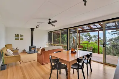 Image de Parnella Hideaway - Stieglitz