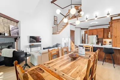 Image de Condo 3 chambres au Mont-tremblant Ski-Out