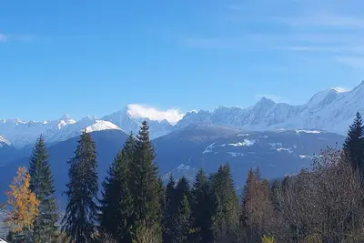 Image de 3 pièces, 6 pers, proche pistes, balcon, parking, équipement bébé