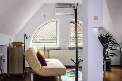 Image de Split Crib – Chill Studio in Historic Brașov