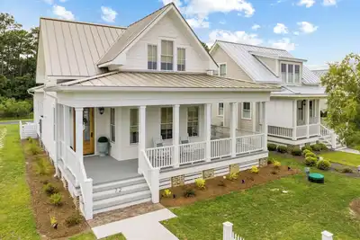 Image de Boathouse Bungalow - Elegant & Pet Friendly