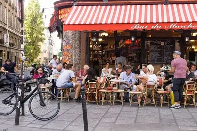 Image de Parisian Elegance At Rue Buci: Steps Away From CAFÉ De Flore And Les Deux Magots