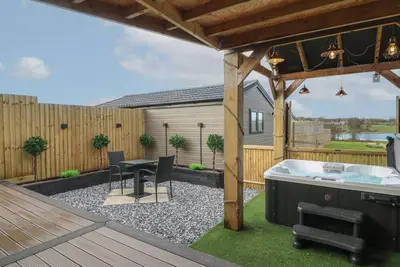 Image de Spindle, pet friendly, with hot tub in Donisthorpe