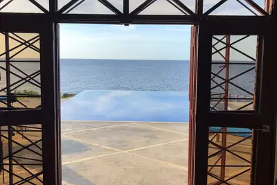 Cliff top estate with infinity pool