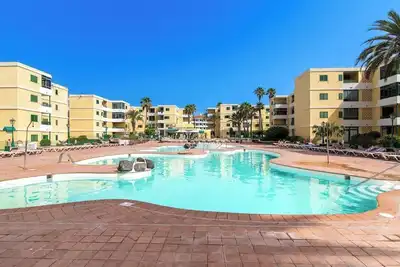 Image de Home2Book Colourful Apt Playa del Inglés, Pool
