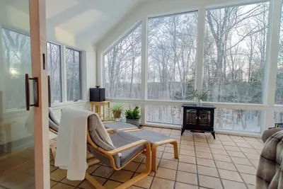 Image de Quechee Mountain Home w\/Jacuzzi, Sunroom, and Private Gym\n