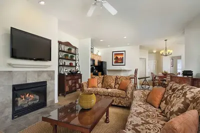 Image de 3 Bedroom Presidential Suite w/ Kitchen on Lake of the Ozarks!
