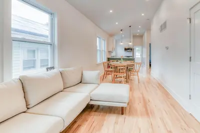 Image de Newly renovated, 2 blocks from downtown Bradley Beach, short walk to the beach!