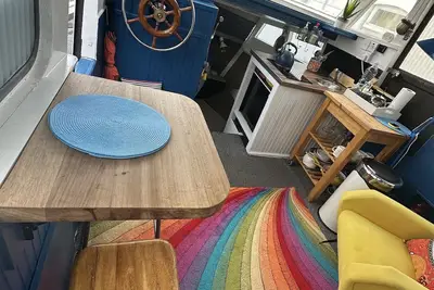Image de House Boat Experience! Cozy hip Place With an Amazing View of the River Thames