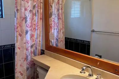 Image de Lovely 2 Bedroom Apartment on 5th Av