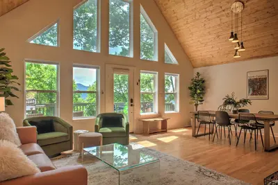 Image de The Honeybee Hideaway | A Peaceful Sanctuary | Hot Tub, Fire Pit and Pet-Friendly