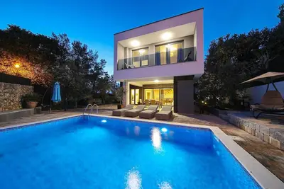 Image de Maison luxueuse à Zaton avec sauna