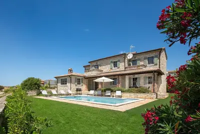 Image de Maison luxueuse Ă Sveti Lovrec