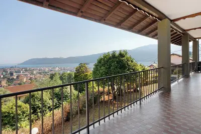 Image de Maison de vacances 'Casa Vacanza Anna' avec vue sur le lac, terrasse et jardin privé