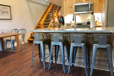 Image de Cozy Ski In/ Ski Out Retreat at Northstar at Tahoe!