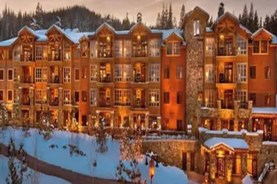 Image de Northstar lodge 2 bed 2 bath. Ski in! Next to base of ritz gondola w/ ski valet