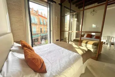 Image de Appartement moderne 2 chambres à Triana, Séville - 4 lits, cuisine équipée