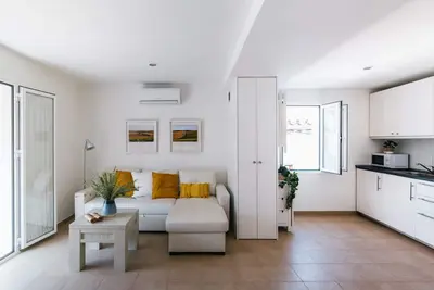 Image de Charmant Appartement en Centre-Ville avec 2 Chambres Ă Jerez de la Frontera