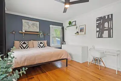 Image de Entertainer - Brookside + Walkable + Firepit