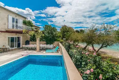 Image de Maison luxueuse Ă Supetar