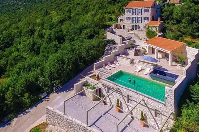 Image de Belle maison Ă Gornja Vrucica
