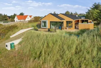 \"Bena\" - 800m from the sea by Interhome
