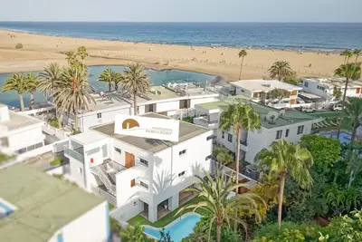 Image de Luxury house and Amazing location in Maspalomas