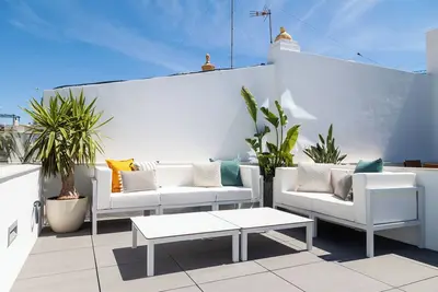 Image de Candelaria10 Apartment with views in historic building in the center of Cádiz