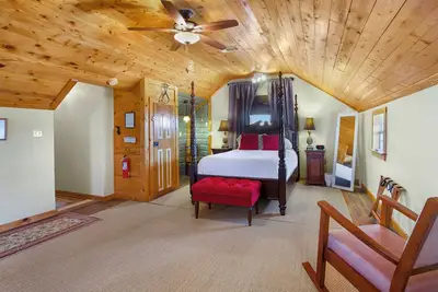 Image de Swing On Inn - Southern Comfort Suite I Hot tub