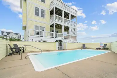 Image de Summer Savings - Oceanview Home w/ Private Pool, Hot Tub, Elevator, Game Room