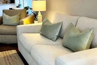 Image de 3br Centrally Located Between Downtown & The Beach