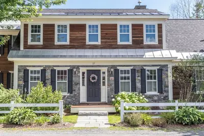 Image de High end Townhouse 5 minutes to Ski Resort, Rec Path Breweries & Center of Stowe