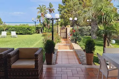 Image de Villa Santina - CEFALù - Sea View At 150 From The Beach With Private Access.