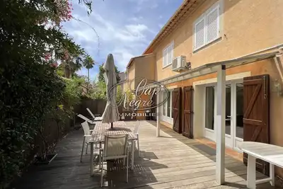 Image de Appartement classé 3 étoiles plain-pied et terrasse proche plage Canadel